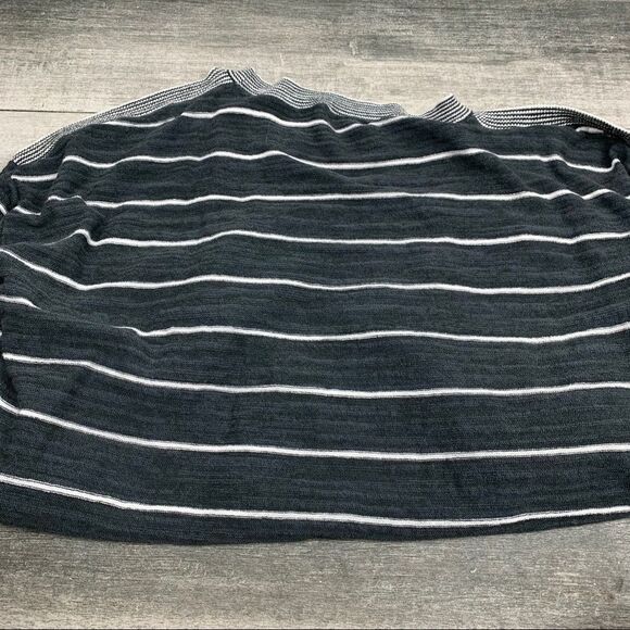 Loft cold shoulder striped sweater - Picture 4 of 9